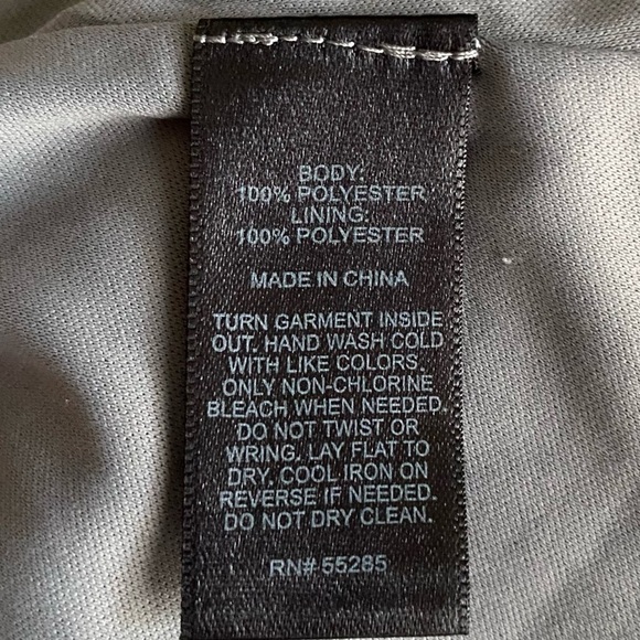 EXPRESS-BLACK AND SILVER SEQUIN SKIRT-SIZE XS - Picture 6 of 6